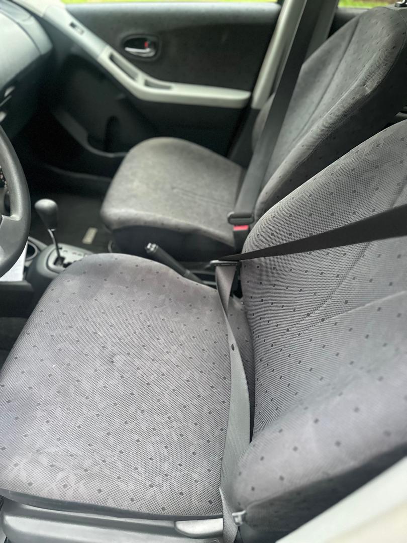 
								Toyota Vitz 2010 full									